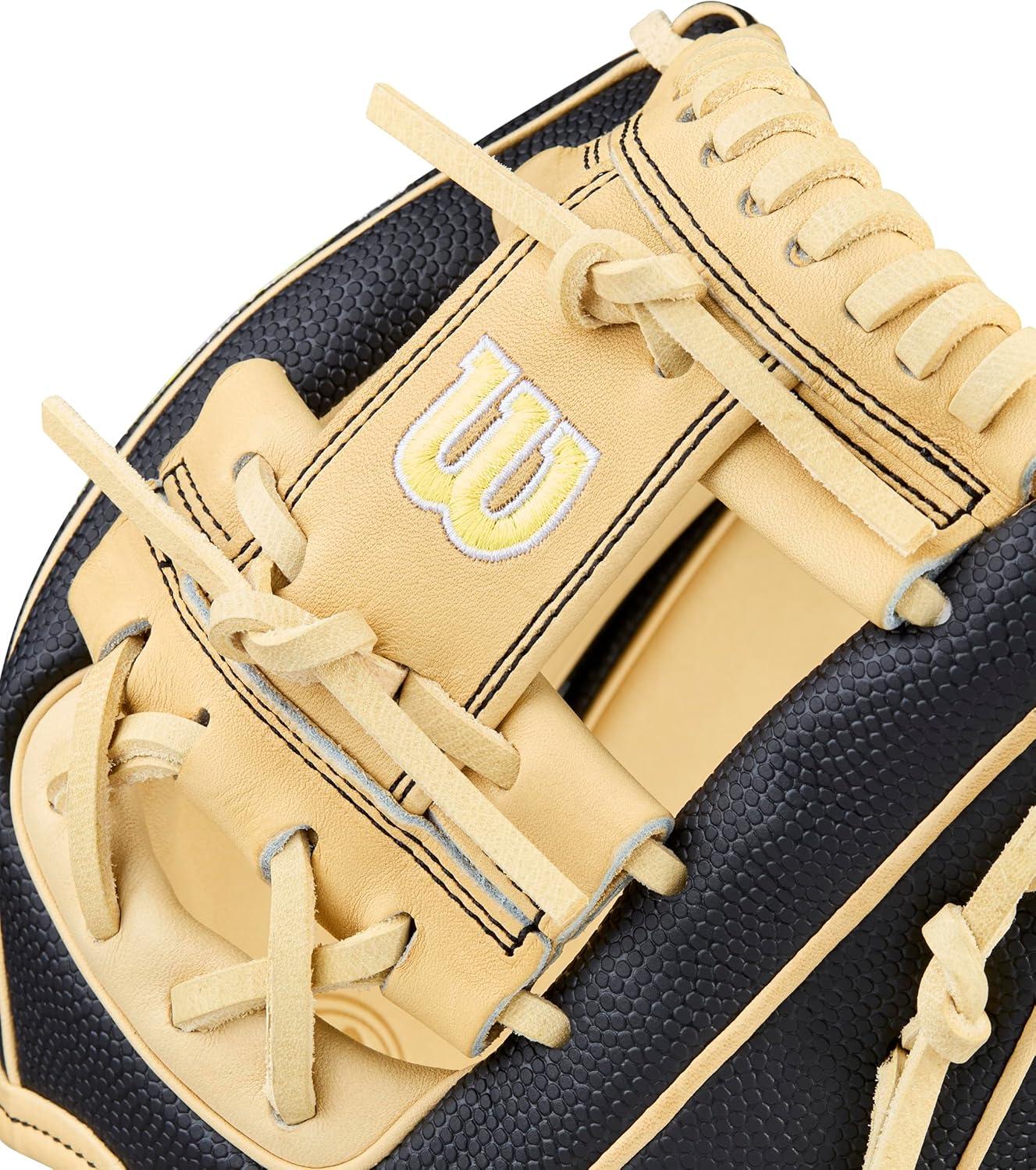 imageWilson 2026 A2000 Classic Baseball GlovesBlackBlonde