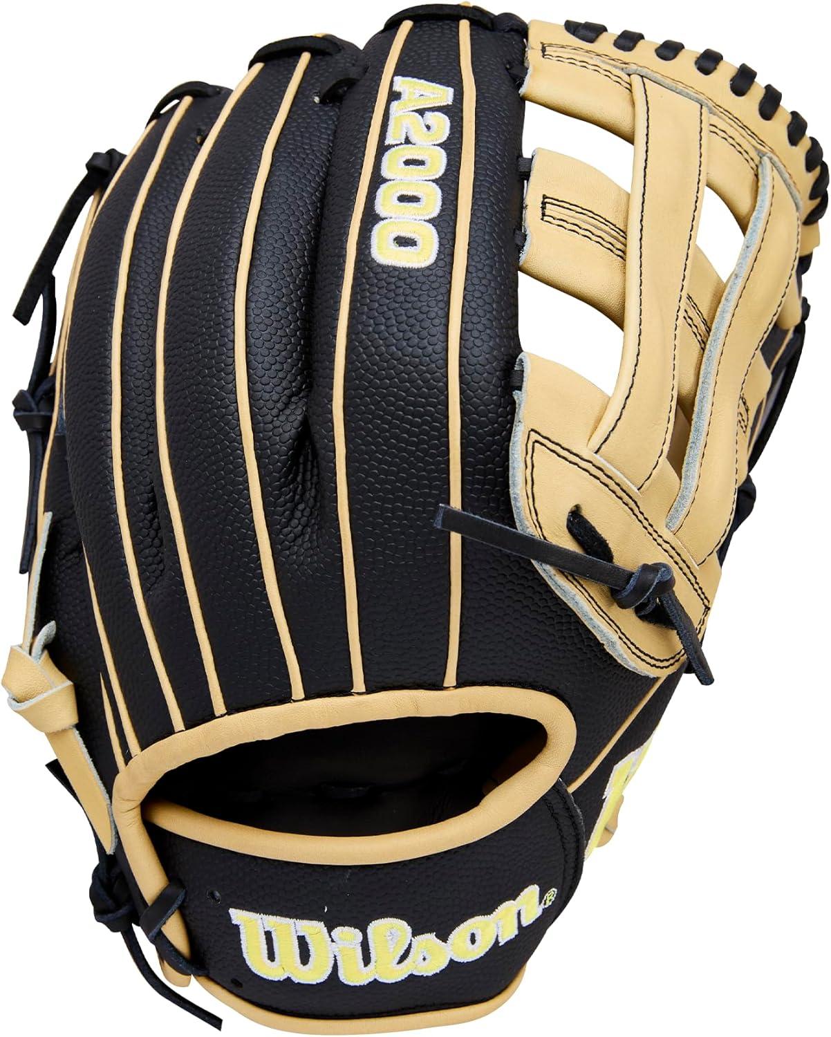 imageWilson 2026 A2000 Classic Baseball GlovesBlackBlonde