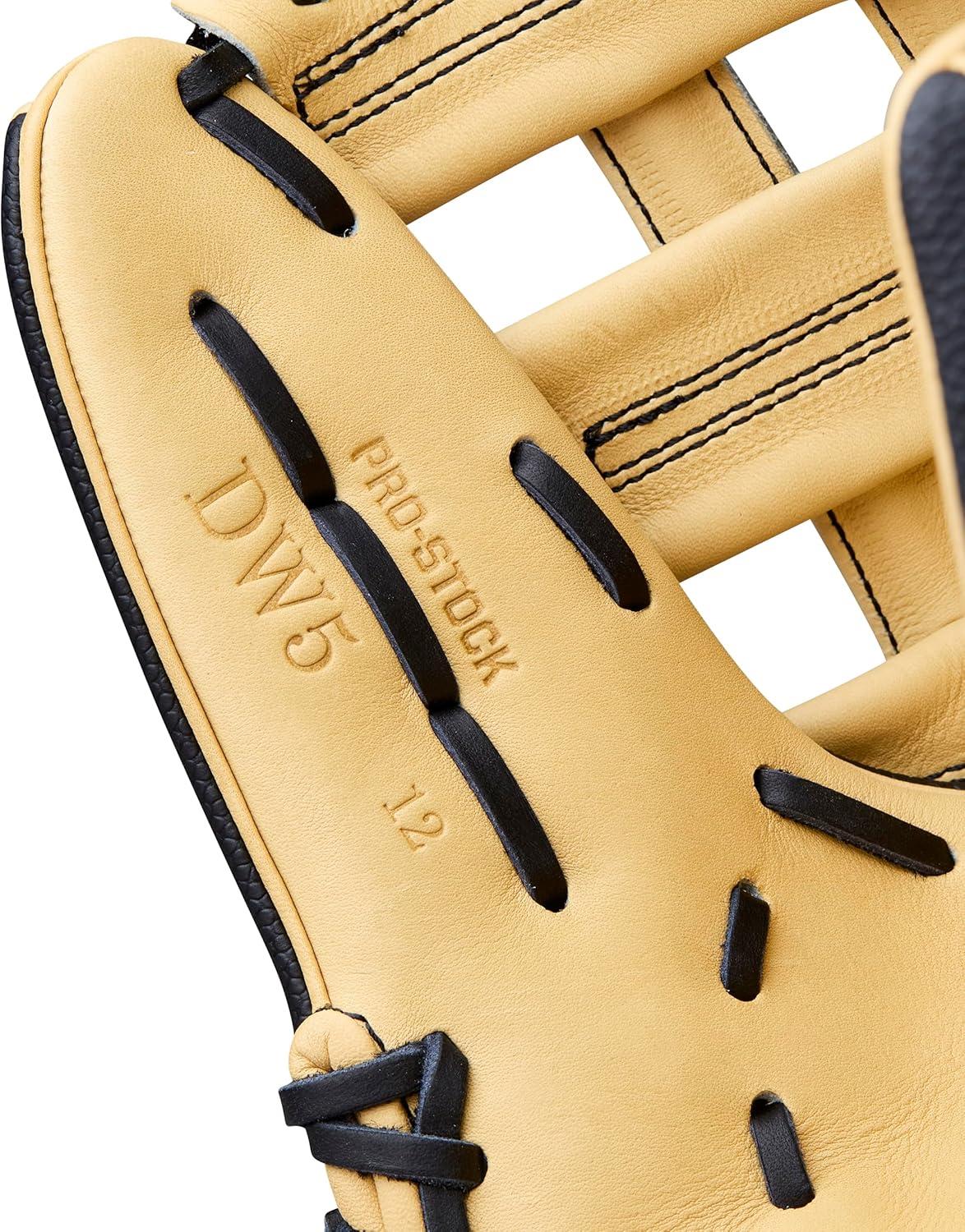 imageWilson 2026 A2000 Classic Baseball GlovesBlackBlonde