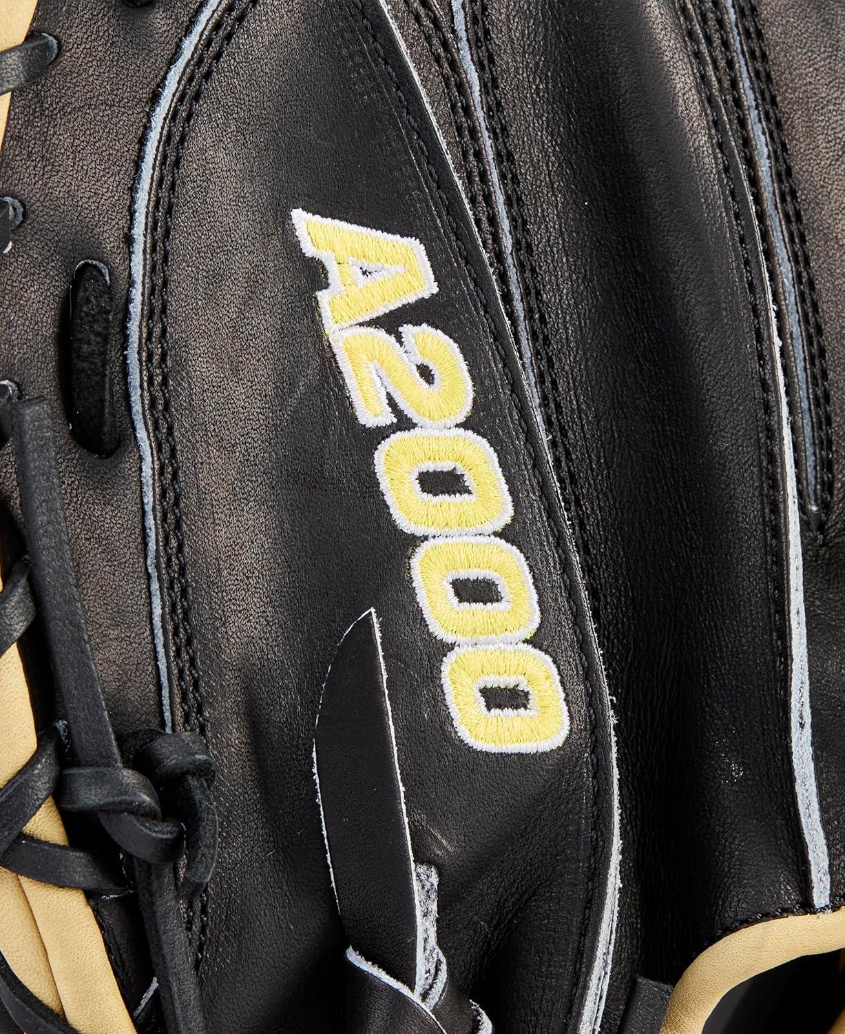 imageWilson 2026 A2000 Classic Baseball GlovesBlackBlonde