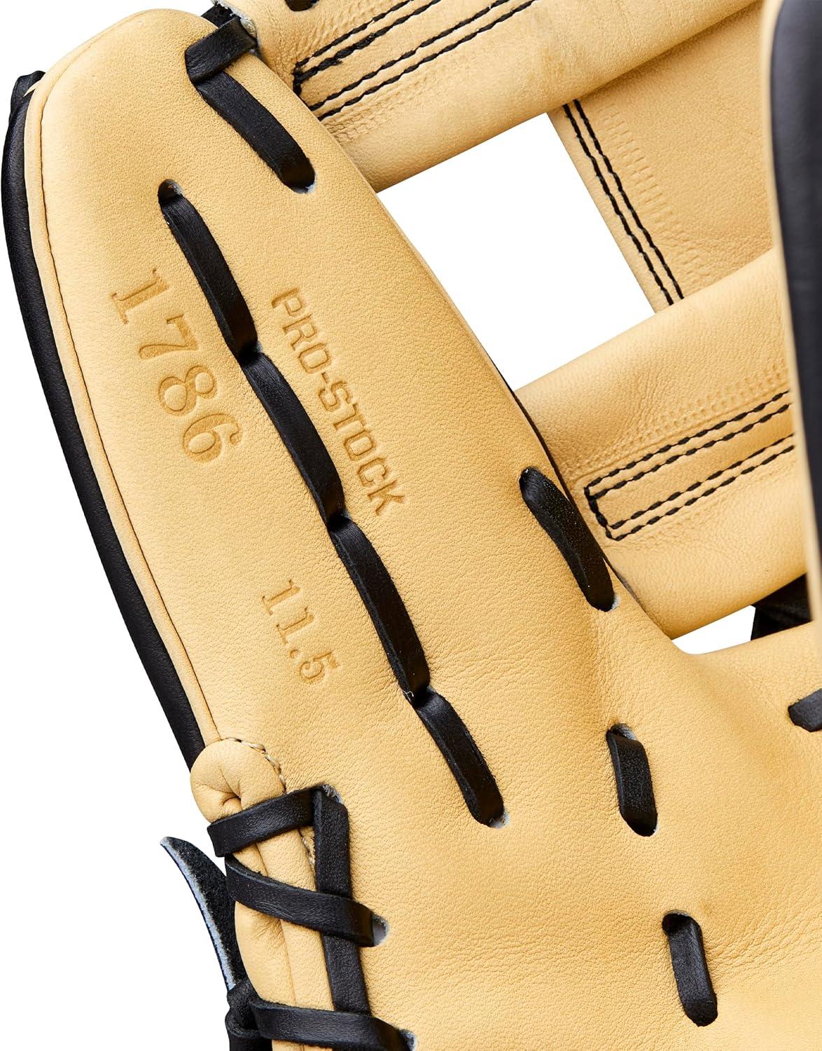 imageWilson 2026 A2000 Classic Baseball GlovesBlackBlonde