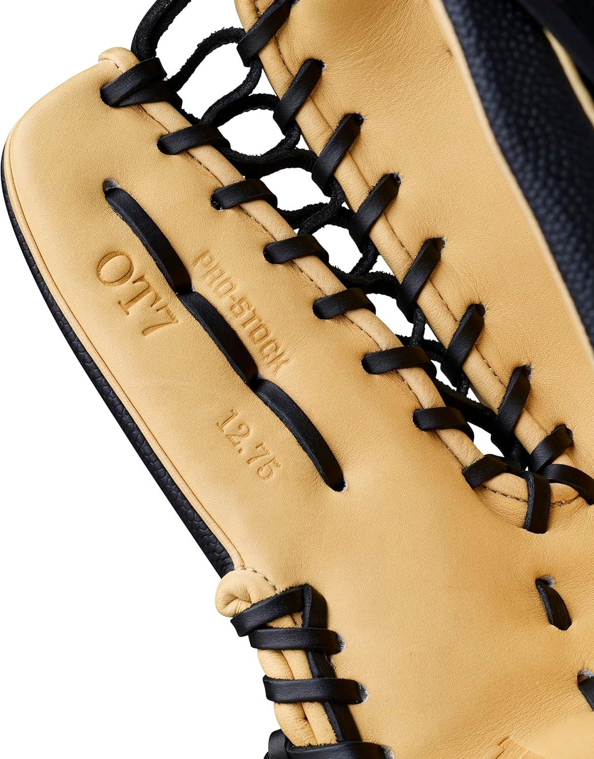 imageWilson 2026 A2000 Classic Baseball GlovesBlackBlonde