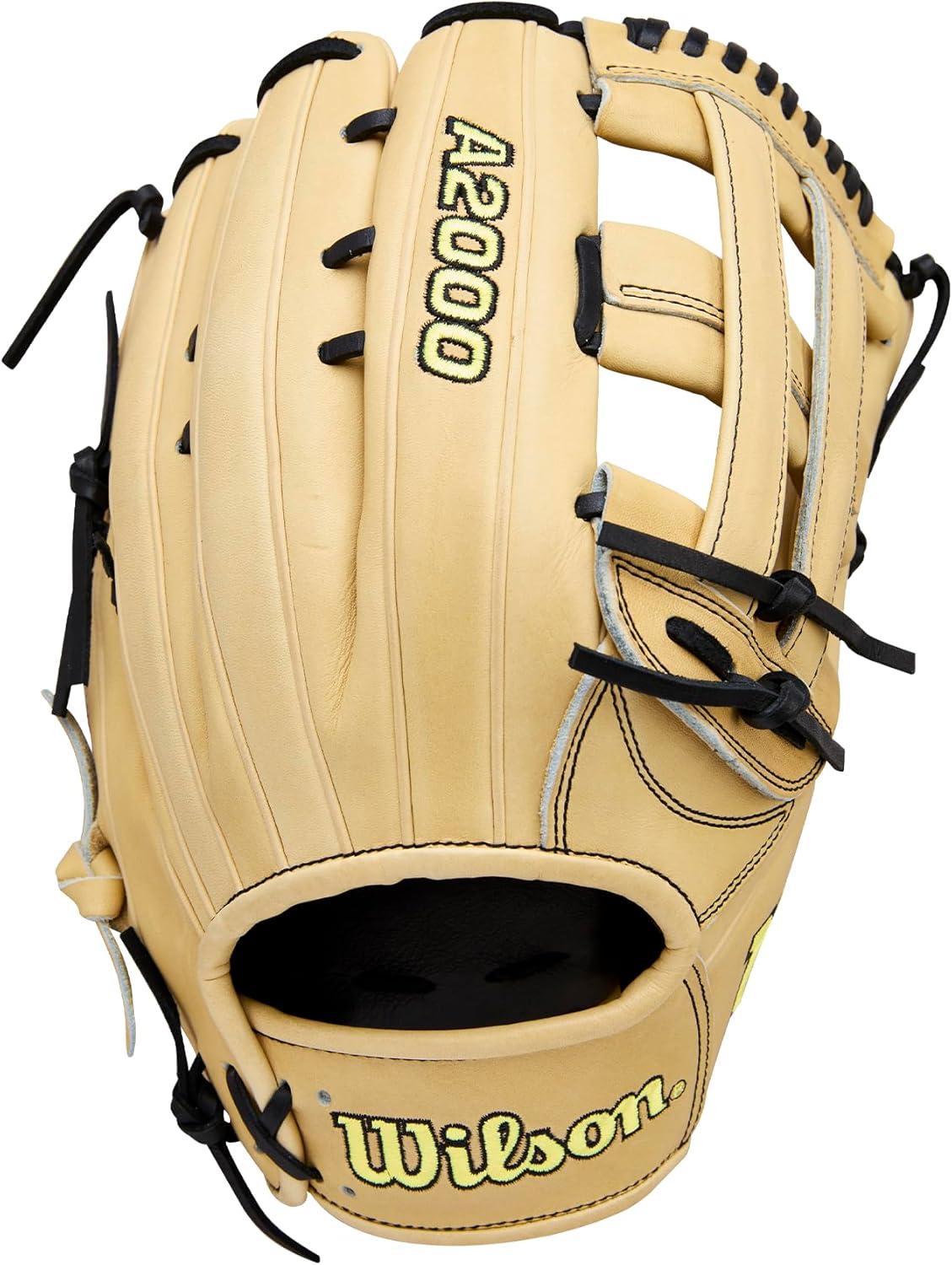 imageWilson 2026 A2000 Classic Baseball GlovesBlondeBlack