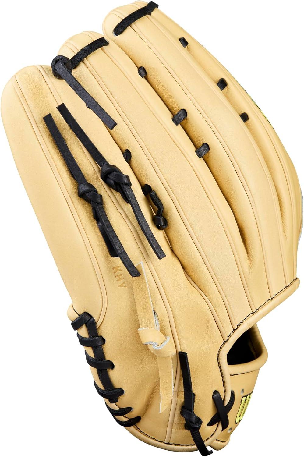 imageWilson 2026 A2000 Classic Baseball GlovesBlondeBlack