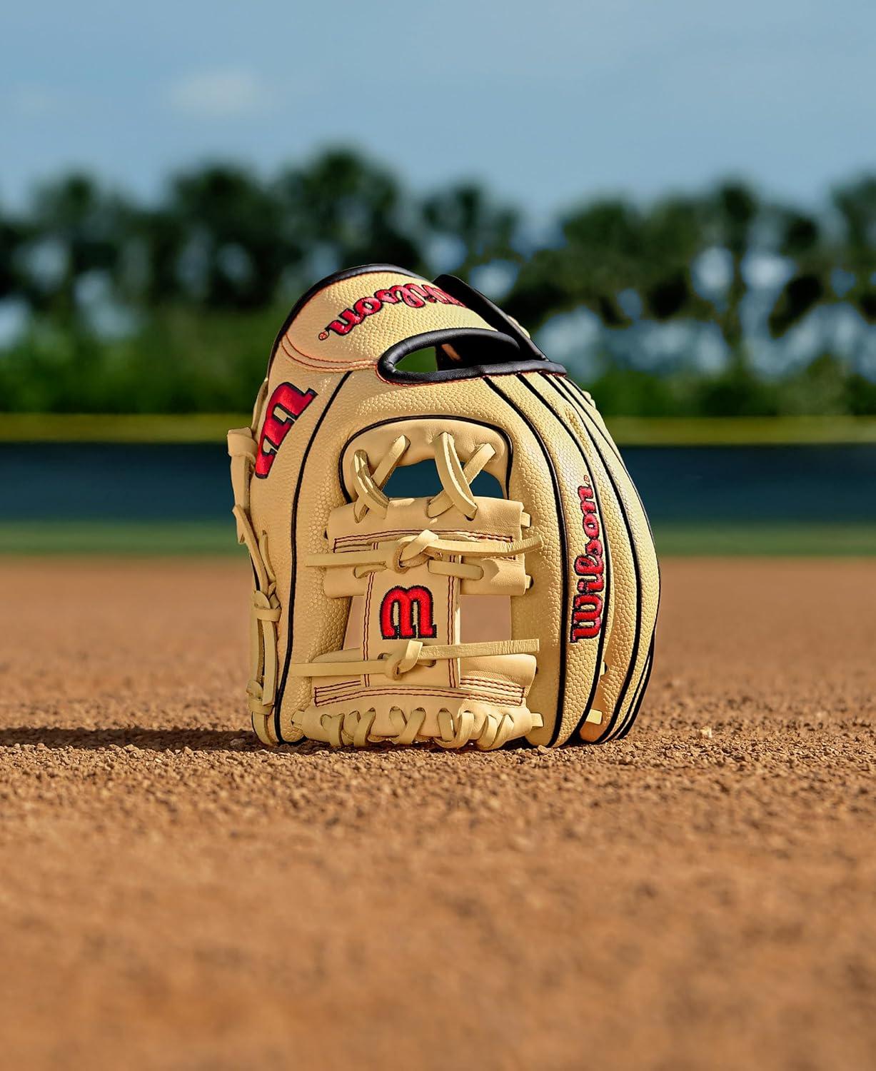 imageWilson 2026 A1000 Baseball GlovesBlondeBlackRed