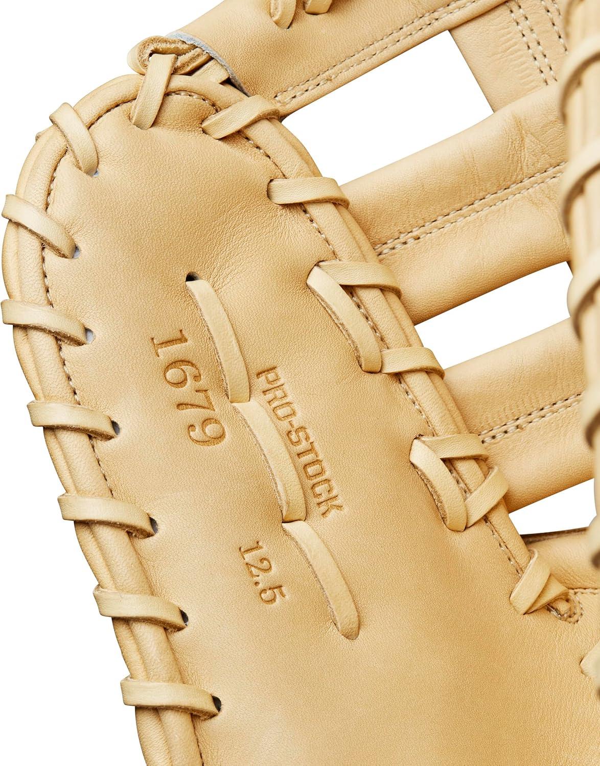 imageWilson 2024 Classics Series A2000 Baseball GlovesBlondeBlack