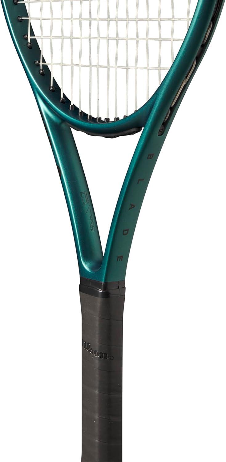 imageWilson Blade V9 Junior Performance Tennis Rackets Emerald Green25